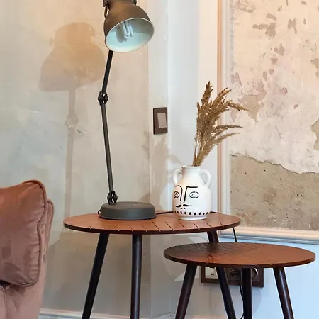 Z A B R S A I N T Z Dusza Xviii Apartman