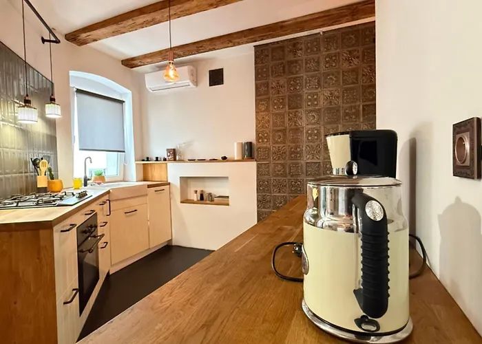 Z A B R S A I N T Z Dusza Xviii * Katovice