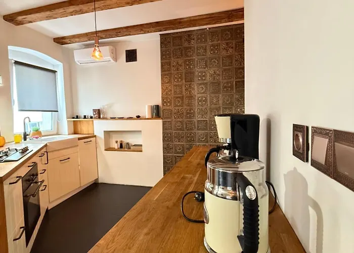 Z A B R S A I N T Z Duszą Xviii Apartament *
