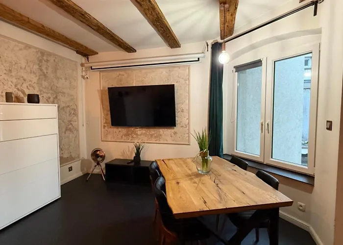 Z A B R S A I N T Z Duszą Xviii Apartament Katowice